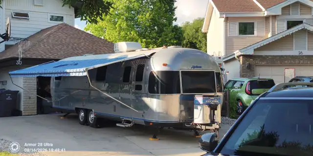 1986 AIRSTREAM EXCELLA 32FT (Texas Imported)