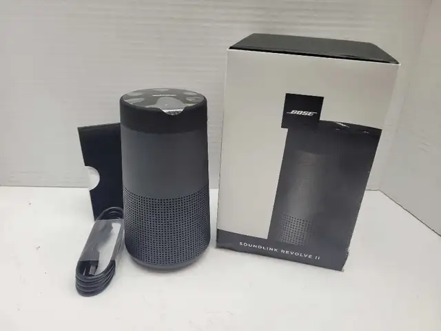 Bose Soundlink Revovle II Bluetooth Speaker