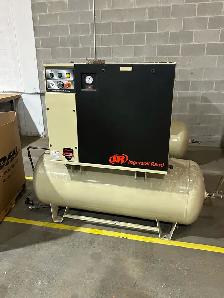 Compressor 18.5 CFM with dryer   tank