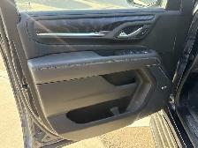 2024 GMC Yukon Denali - Photo 11
