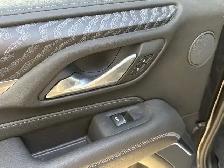 2024 GMC Yukon Denali - Photo 22