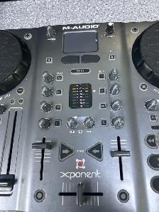 M Audio Xponent 2 Channel DJ Controller - Photo 3