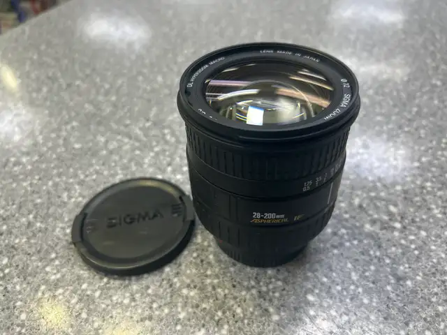 Sigma Lens 28-200MM F3.5-5 Aspherical IF For Minolta