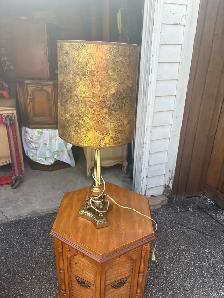 Free delivery used Vintage Brass Lamp - Photo 2