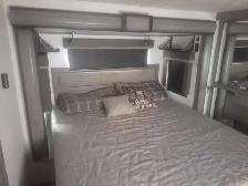 2022 Montana 3121RL - Photo 14