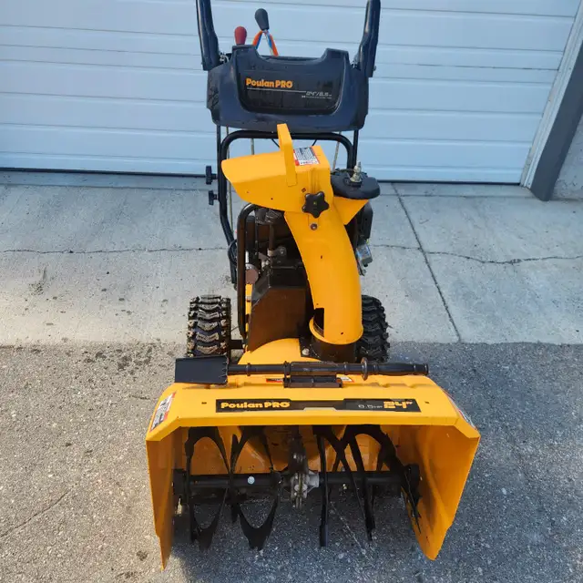 Poulan Snowblower