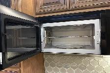 2019 DRV Mobile Suites 36RSSB3 – Pre-Owned Luxury 5th Wheel. - Photo 25