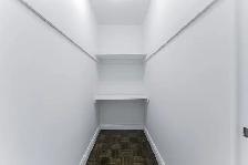 3 Bedroom Apartment for Rent - 340 The East Mall - Photo 2