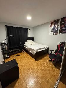 2-Month Furnished Private Room Near Algonquin – All-Inclusive