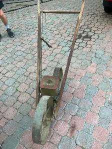 Planet Jr Vintage Hand-push Garden Seeder - Photo 3