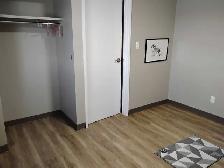 room for rent in Millwoods near millbourne Mall - Photo 7