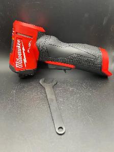 MILWAUKEE GRINDER W/WRENCH  3485-20