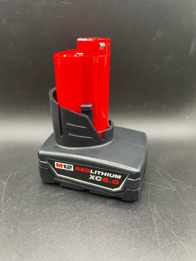 MILWAUKEE XC6.0AH BATTERY 48-11-2460