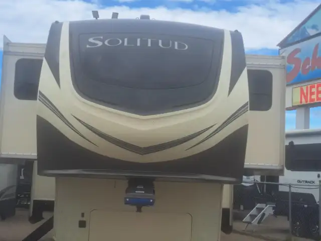 2021 Solitude 380FL