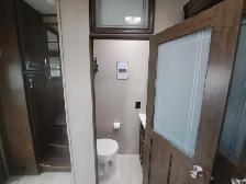 2021 Solitude 380FL - Photo 12