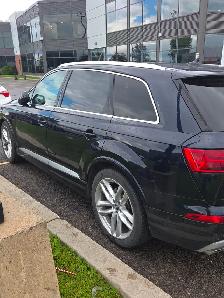 Voiture Audi Q7 - Photo 3