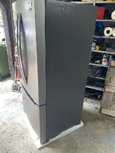 Frigidaire Gallery - Photo 2