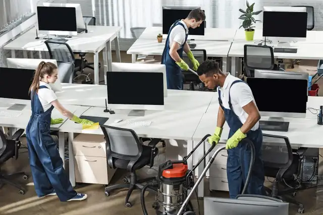 AVAILABLE FOR WORK – CLEANING & HANDYMAN