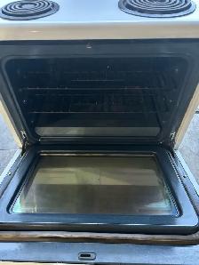 Kenmore Electric Stove – 30-Day Warranty – Delivery Available - Photo 4