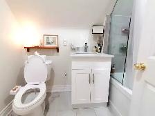 4 BED 2 BATH House Newly Renovated ,High Park - Photo 6