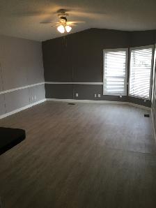 2 Bed/1 Bath Mobile Home - Photo 3