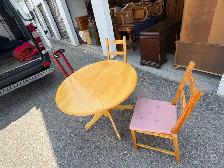 Free delivery used Drop-leaf Dining Table with 2 Chairs - Photo 6
