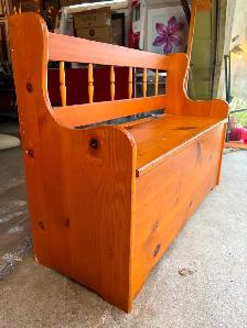 Storage Bench - Photo 3