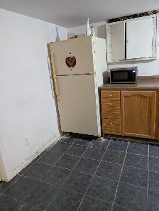 Two basement rooms near Mohawk in student house for student rent