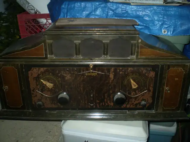 1926 SLEEPER RADIO-ANTIQUE-FOR PARTS-$25