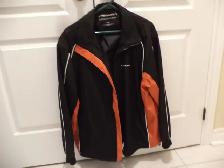 DODGE JACKET NEW NEVER WORN. SIZE M.
