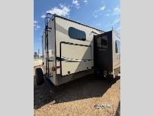 2016 Keystone RV Cougar 336BHS - Photo 6