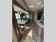 2016 Keystone RV Cougar 336BHS - Photo 8