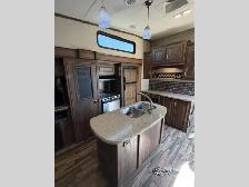 2016 Keystone RV Cougar 336BHS - Photo 10