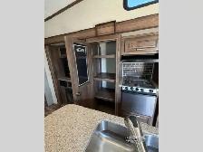 2016 Keystone RV Cougar 336BHS - Photo 12