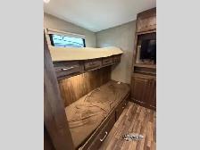 2016 Keystone RV Cougar 336BHS - Photo 21