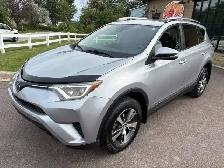 2018 Toyota RAV4 - Photo 3