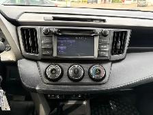 2018 Toyota RAV4 - Photo 15