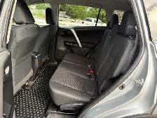 2018 Toyota RAV4 - Photo 19