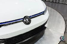 2022 Volkswagen Golf R - Photo 9
