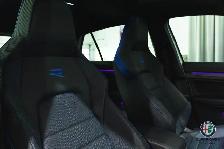 2022 Volkswagen Golf R - Photo 25
