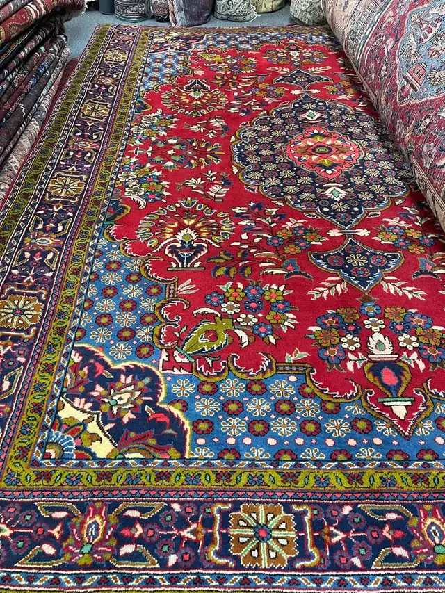 TORONTO'S LARGEST SHOWROOM PERSIAN AREA RUG OVER 5,000PCS (6)