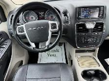 2016 Chrysler Town & Country - Photo 20