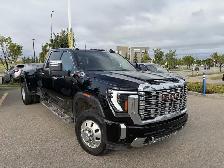 2024 GMC Sierra 3500HD Denali DRW 6.6L Duramax | Technology - Photo 2