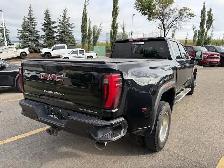 2024 GMC Sierra 3500HD Denali DRW 6.6L Duramax | Technology - Photo 5