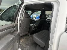 2025 Chevrolet Silverado 3500HD LTZ  6.6L Duramax | Technology - Photo 5
