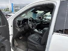 2025 Chevrolet Silverado 3500HD LTZ  6.6L Duramax | Technology - Photo 6