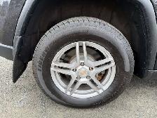 2012 Jeep Grand Cherokee Altitude - Photo 9