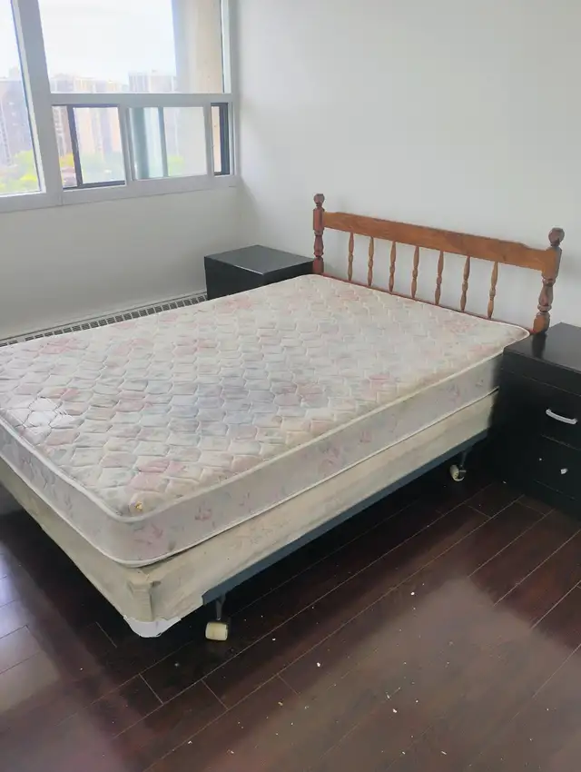 Shared Accommodation. Don Mills/Eglinton. TTC Steps Away!