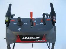 Souffleuse HONDA HSS724CT Snowblower Souffleur chenilles - Photo 3