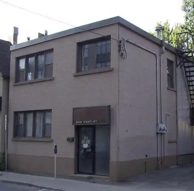 Downtown apartment 2 bed 1 bath